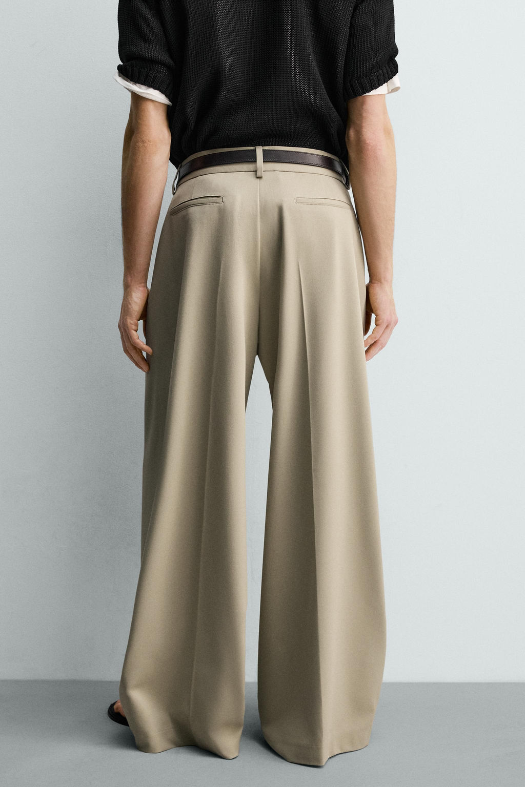 PANTAL?N WIDE FIT PLIEGUES / Beige