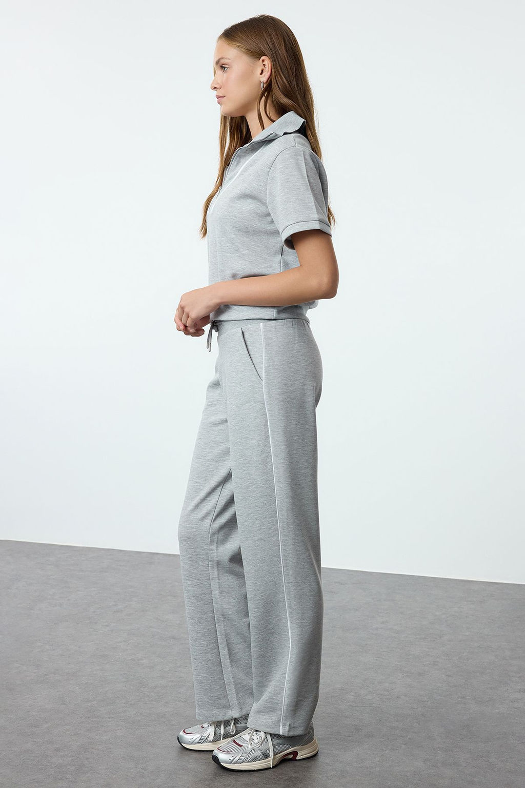 Gri Melanj Boru/Duz Paca Yumusak Kumasl? Orme Esofman Alt? PantolonTWOAW25EA00012 - Trendyolmilla фото 2