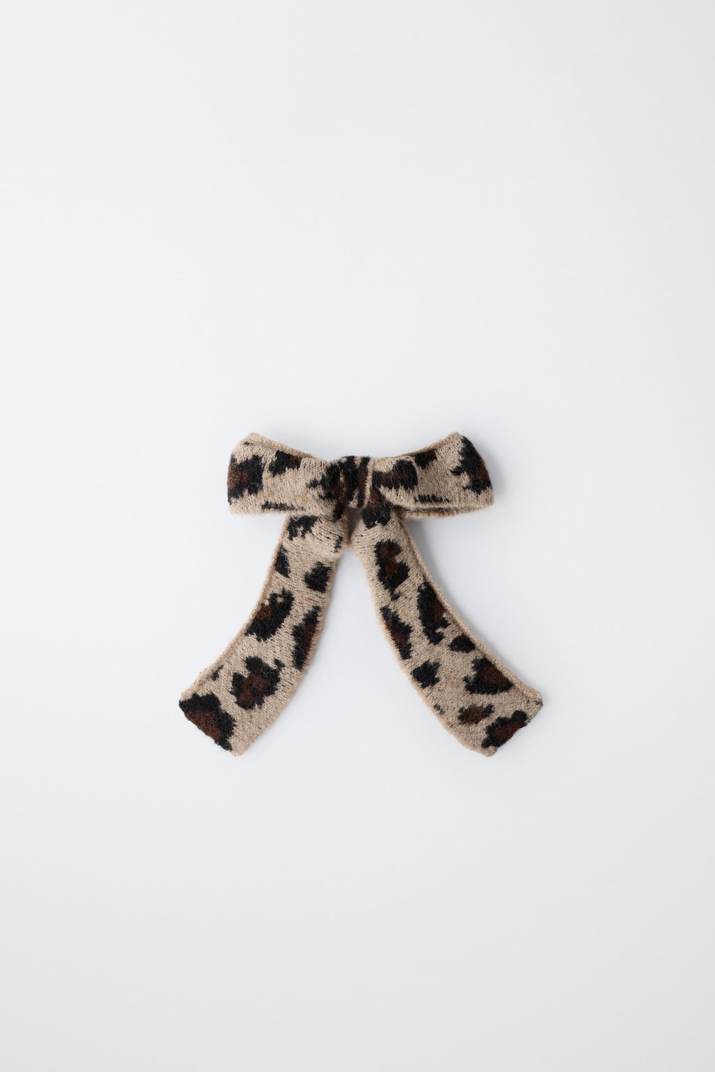 ANIMAL PRINT KNITTED BOW SCRUNCHIE