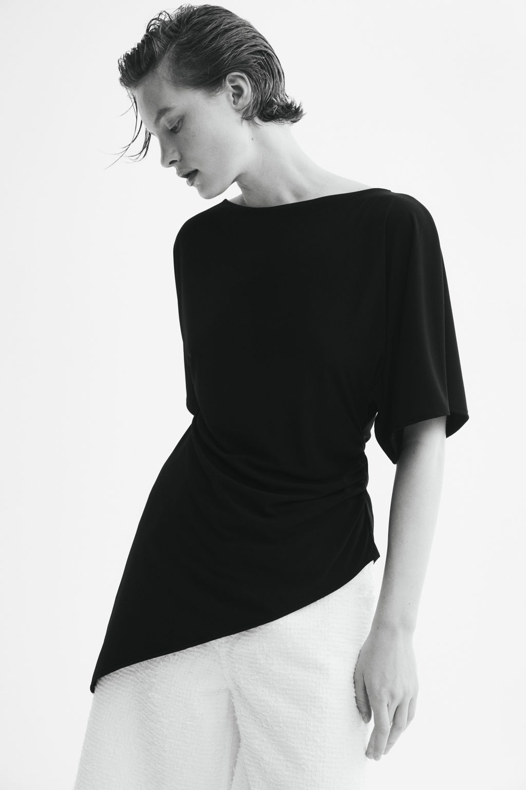 Top asim?trico con mangas mariposa - H&m фото 3