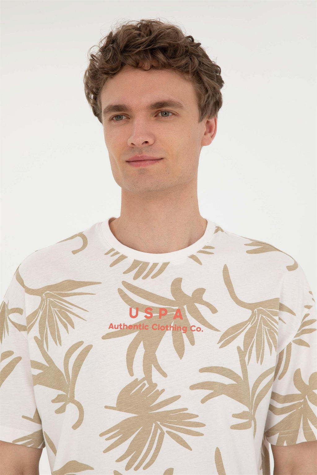 Футболка U.S. Polo Assn цвета экрю из хлопка фото 2