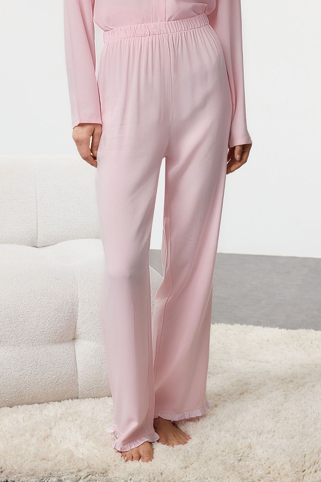 Trendyolmilla Pembe F?rf?rl? Cep Detayl? Viskon Dokuma Pijama Tak?m? THMAW25PT00146  фото 4