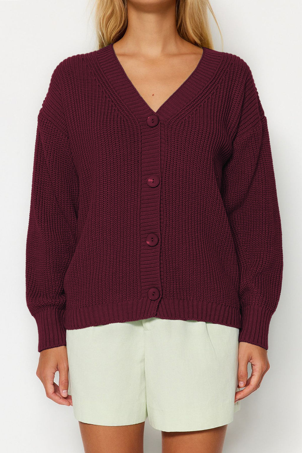 TRENDYOLMILLA Tas Basic V Yaka Triko H?rka TWOAW24HI00383 фото 11