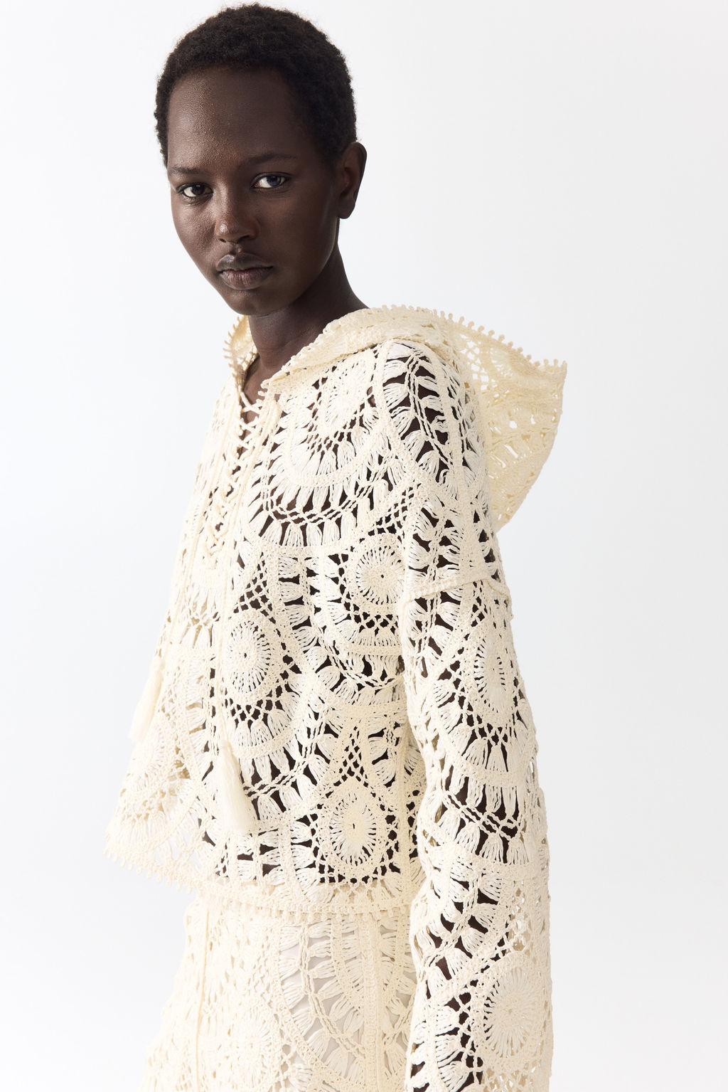 Sudadera efecto crochet con capucha y cord?n - H&m фото 2