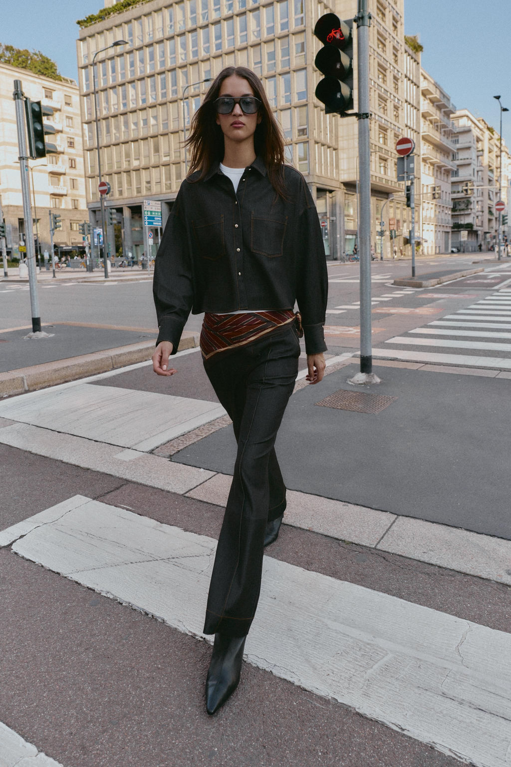 CONTRAST TOPSTITCH SEAM TROUSERS