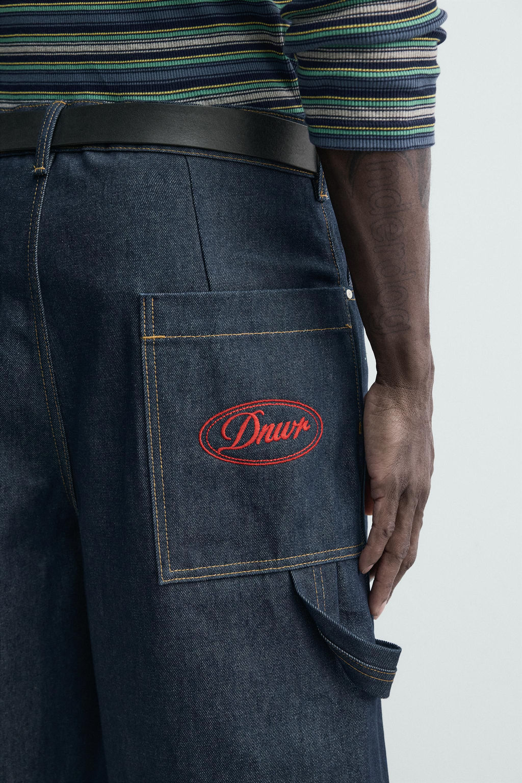 JORTS DENIM BOLSILLO BORDADO / ?ndigo - Zara фото 4
