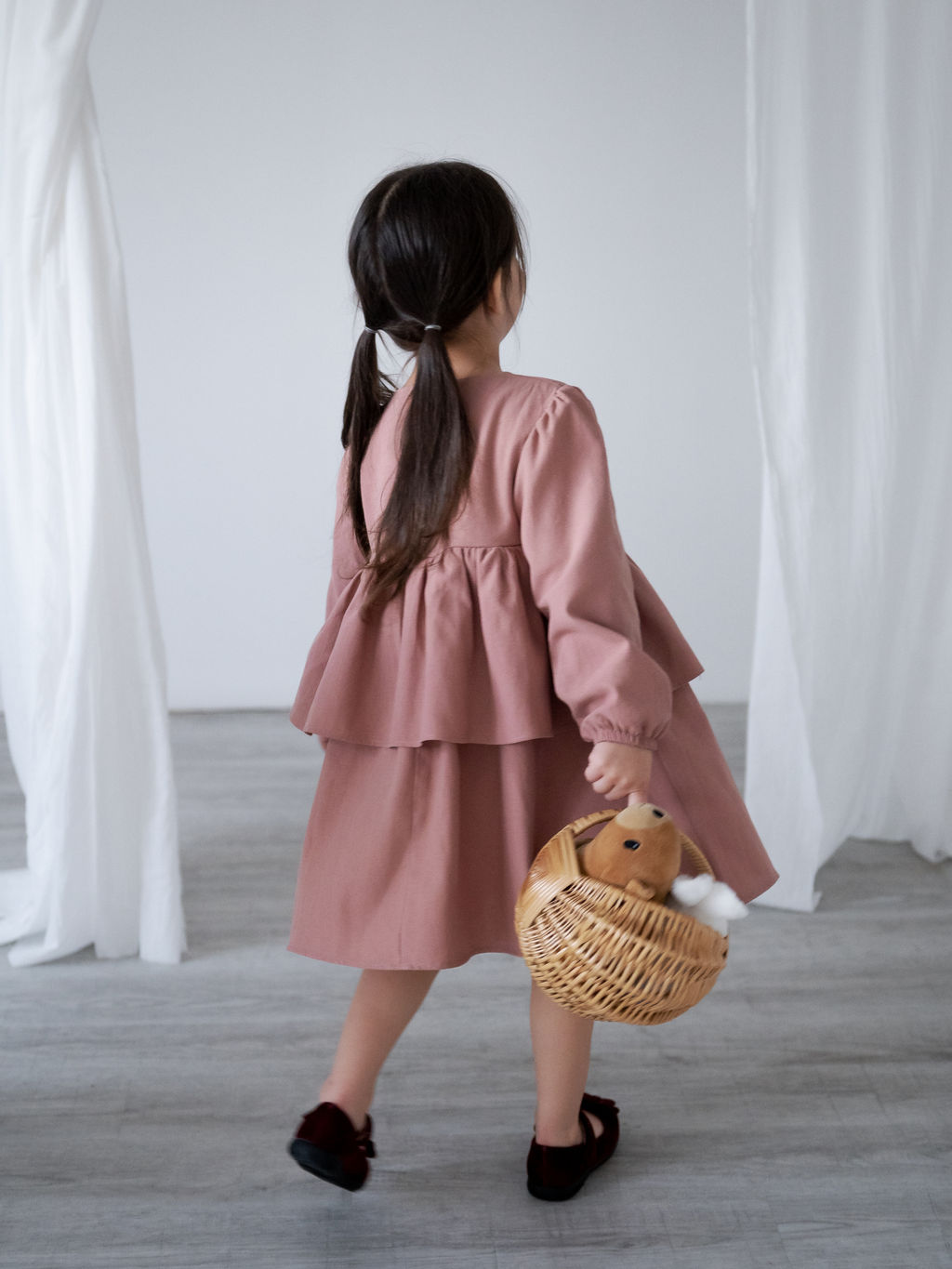 Платье хлопковое сухая роза, розовый - Lesi kids фото 26