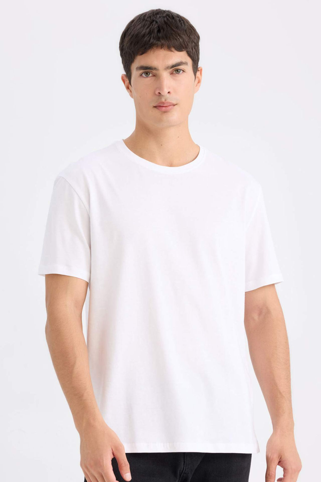 New Regular Fit Bisiklet Yaka Basic Duz K?sa Kollu Tisort - Defacto фото 24