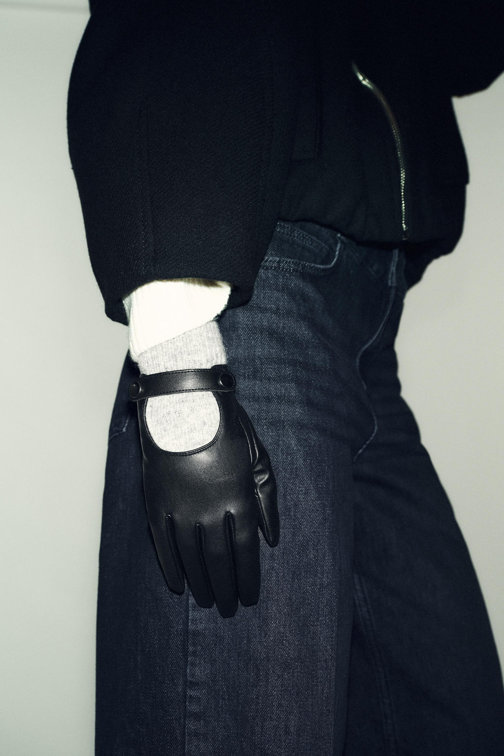 GUANTES EFECTO PIEL COMBINADO / Negro - Zara фото 2
