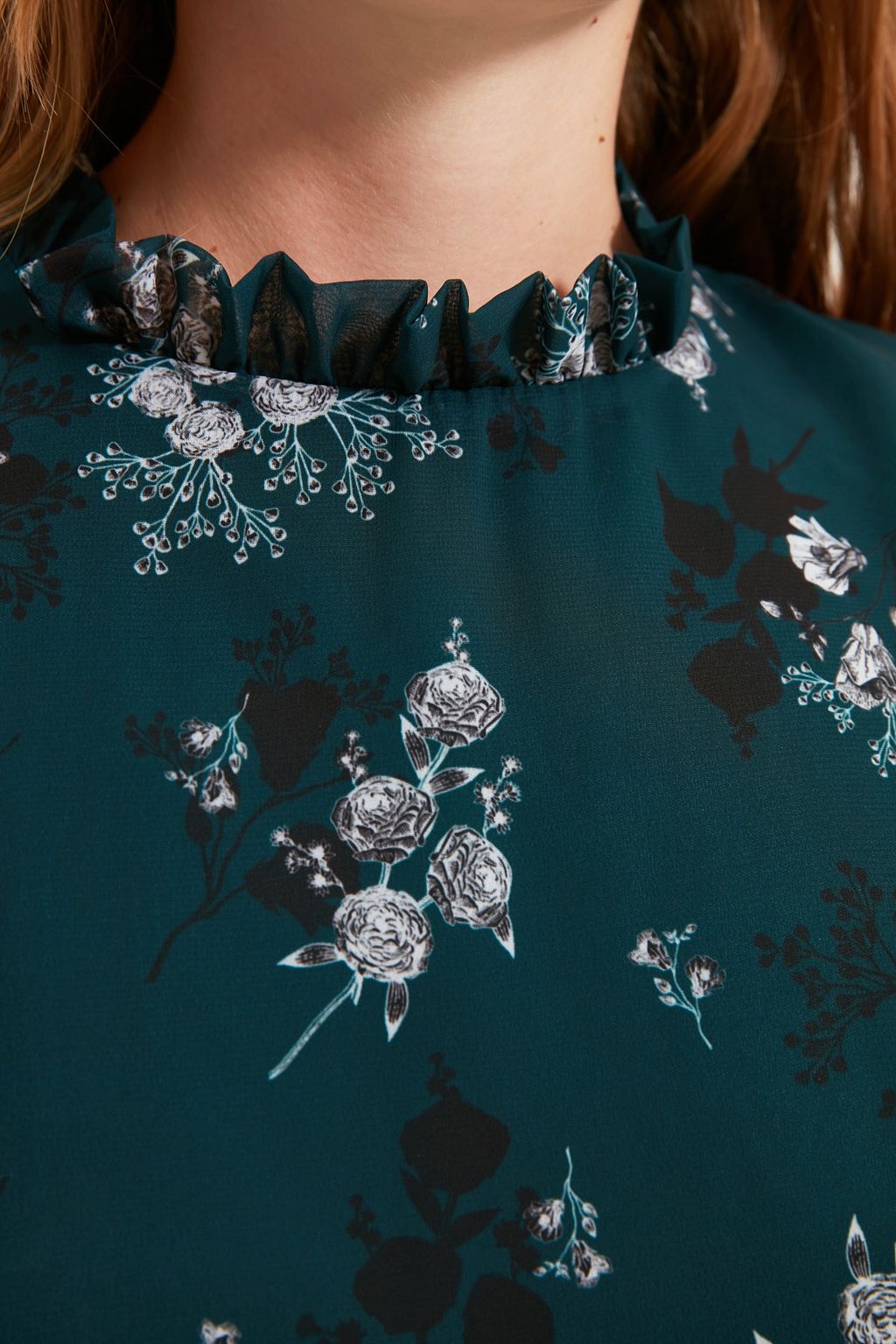 TRENDYOLMILLA Siyah Dik Yaka Dokuma Elbise TCLAW19LJ0076  фото 23