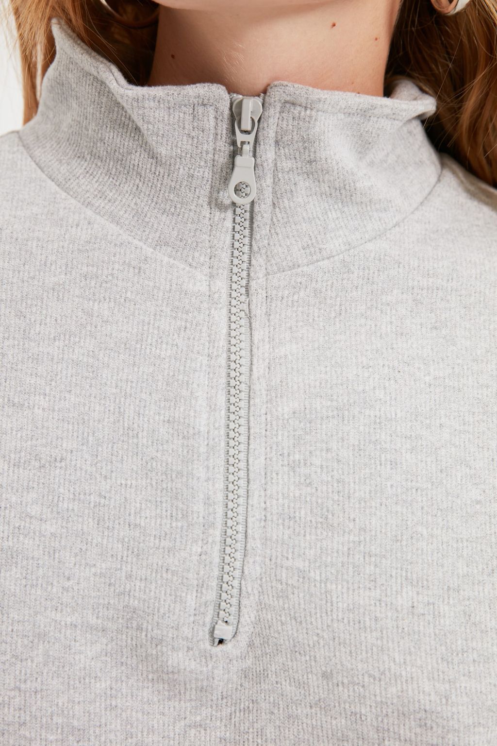 Gri Selanik/Triko Gorunumlu Fermuarl? Yaka Regular/Normal Kal?p Orme Sweatshirt TWOAW22SW0732