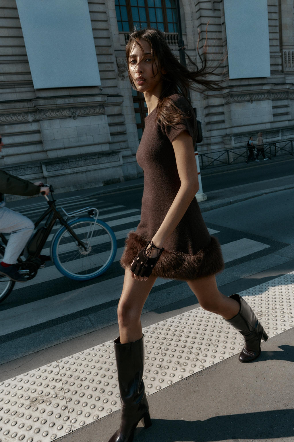 KNIT DRESS WITH FAUX FUR DETAIL