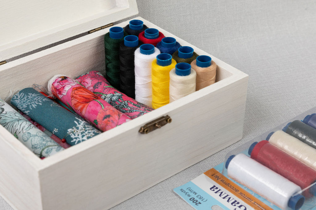 Швейные нитки (полиэстер) 40/2 Gamma ассорти 183 м 200 я 10 шт