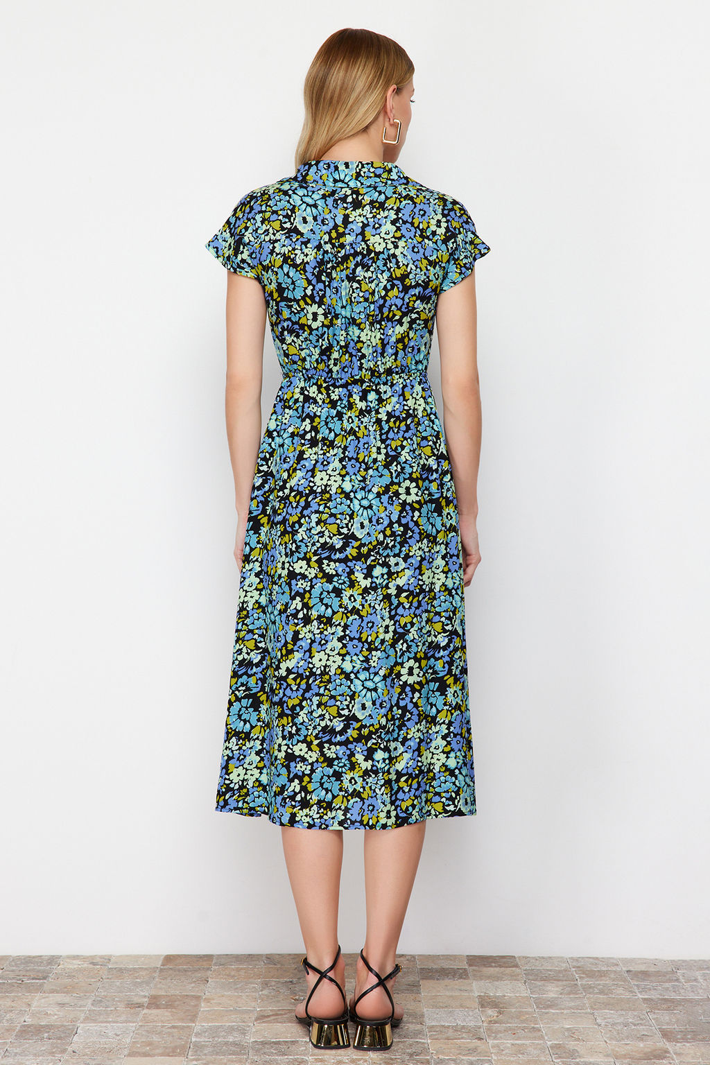 Lacivert Cicek Desenli A Kesim Kruvaze Yaka Viskon Midi Dokuma Elbise TWOSS24EL00607 - Trendyolmilla фото 6