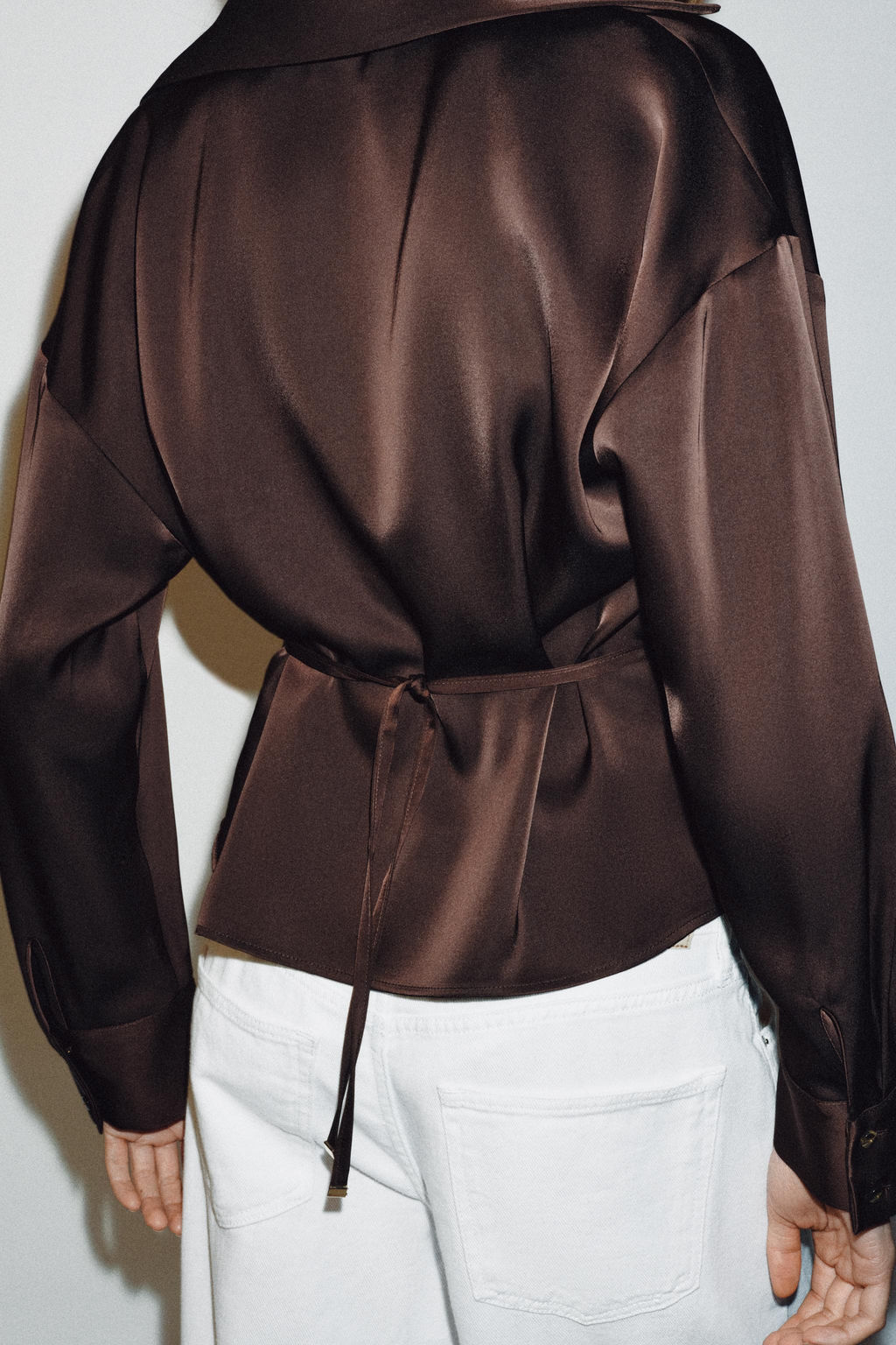 BLUSA SATINADA CINTUR?N / Marr?n - Zara фото 10