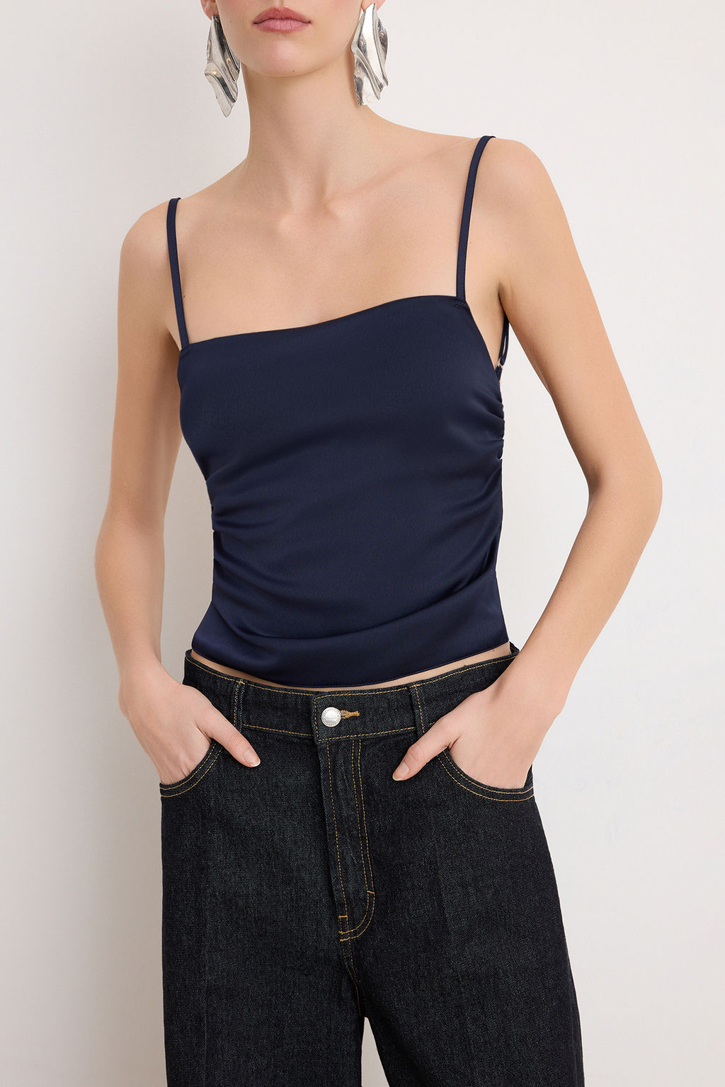 Lacivert Arkadan Baglamal? Saten Party Bluz TPRSS26BZ00042 - Trendyolmilla фото 4