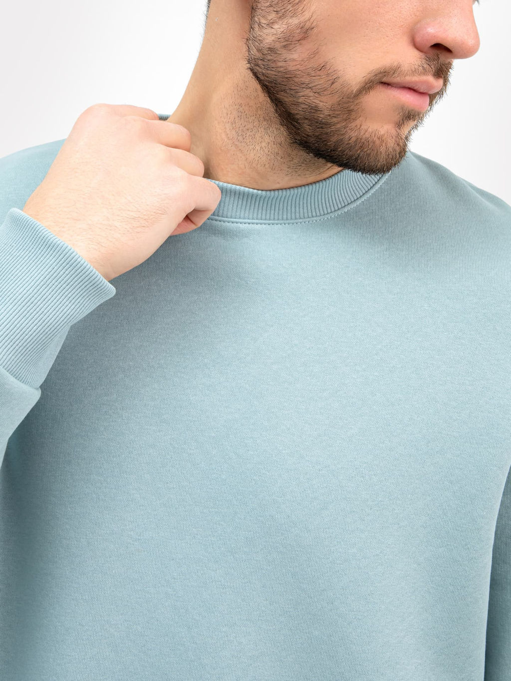 Джемпер мужской в пыльно-бирюзовом цвете пыльно -бирюзовый 121747
