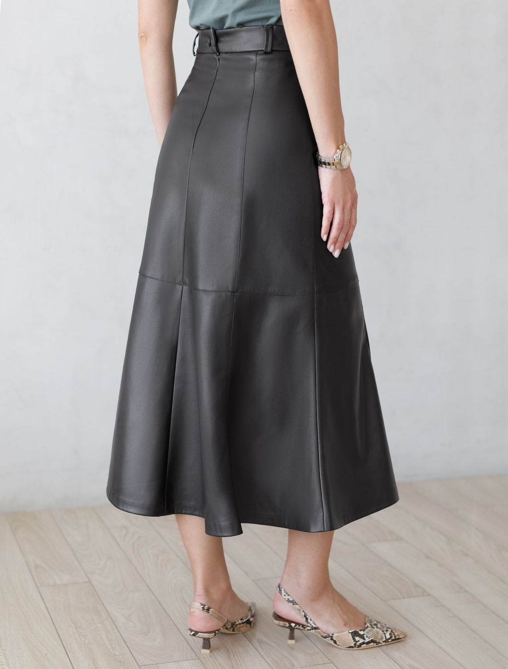 Расклешенная юбка из искусственной кожи - Vilatte фото 3