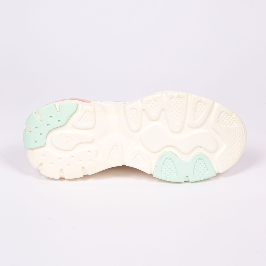 Кроссовки женские