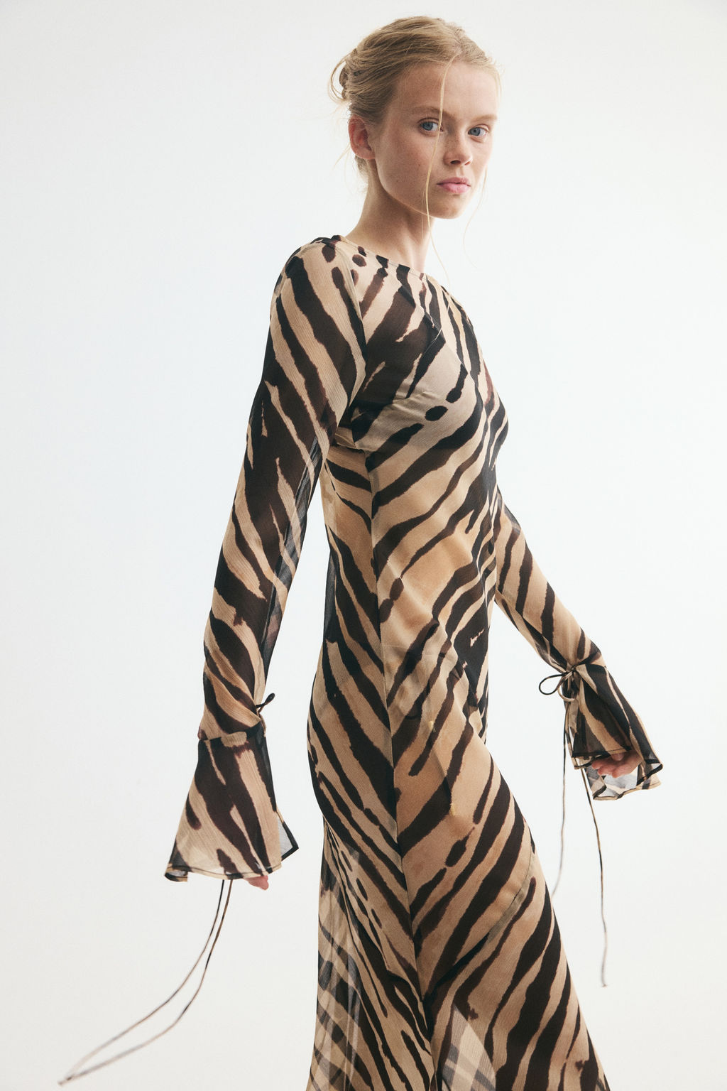 Vestido de gasa con tiras decorativas - H&m фото 4