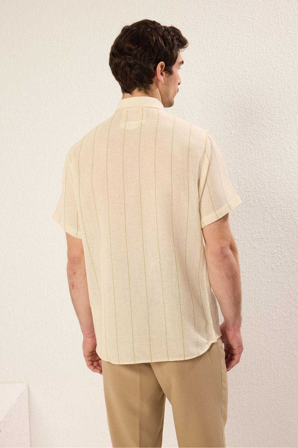 TRENDYOL MAN Premium Siyah Regular Fit Cizgili Dokulu Yazl?k Gomlek TMNSS23GO00063 - Trendyolmilla фото 10