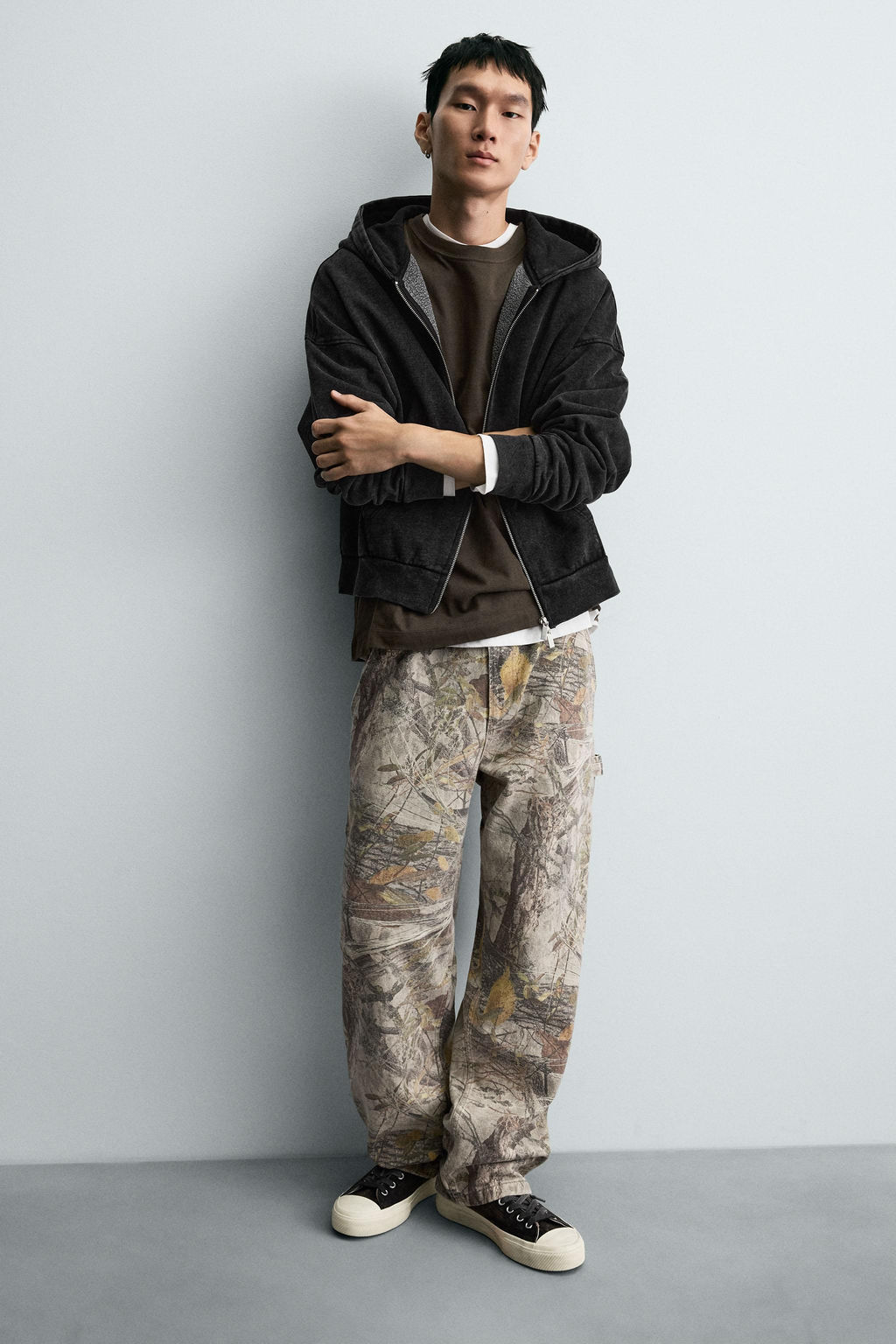 ABSTRACT PRINT CARPENTER TROUSERS - Zara фото 5