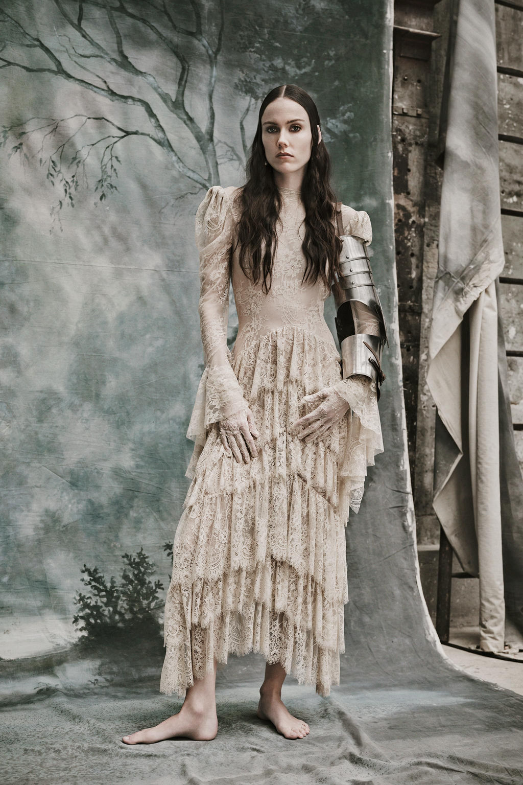 ZW COLLECTION LIMITED EDITION LACE DRESS WITH RUFFLES