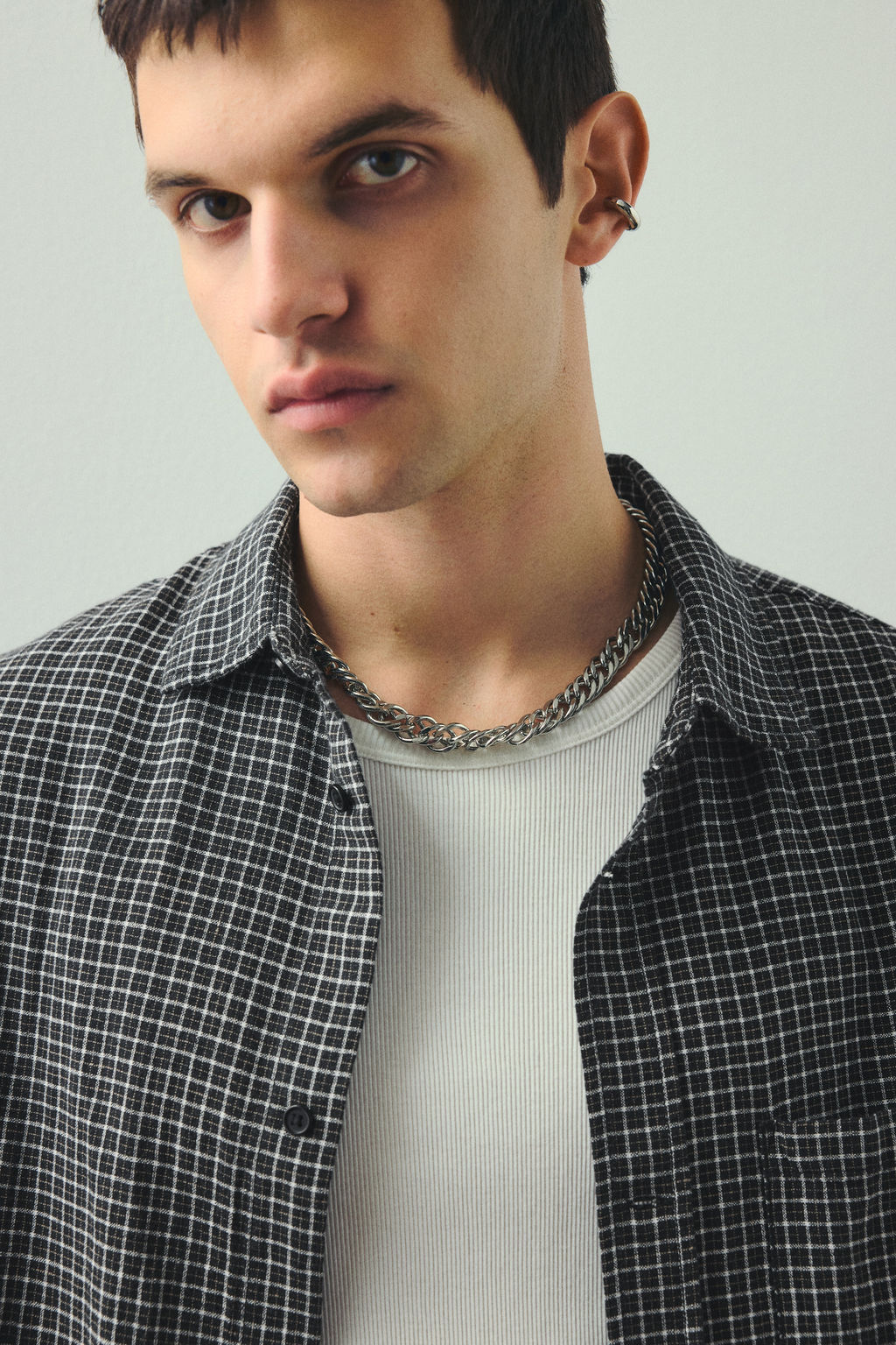 Camisa en mezcla de lino Oversized Fit - H&m фото 4