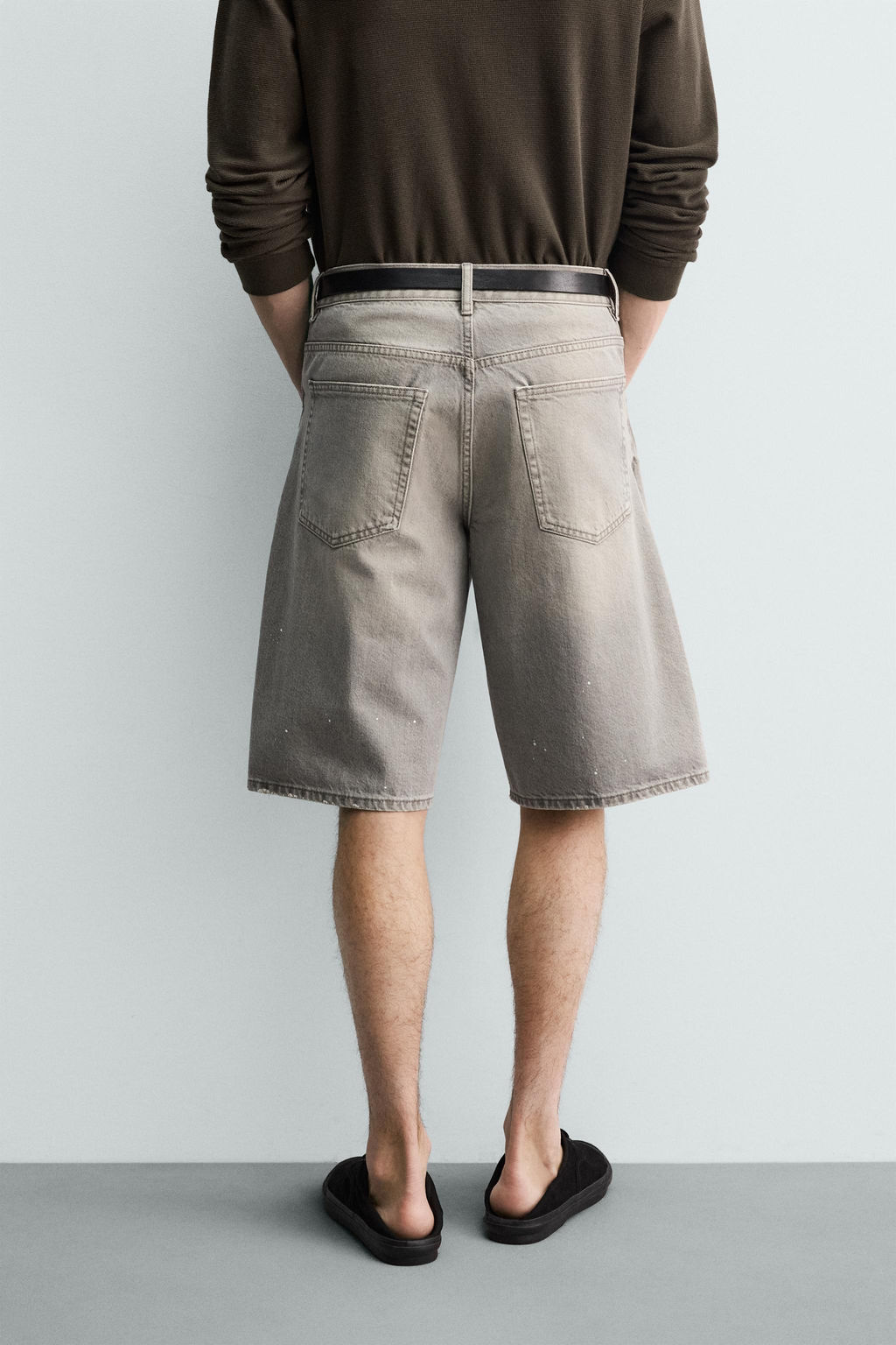 BERMUDA DENIM BAGGY FIT SALPICADURAS / Beige
