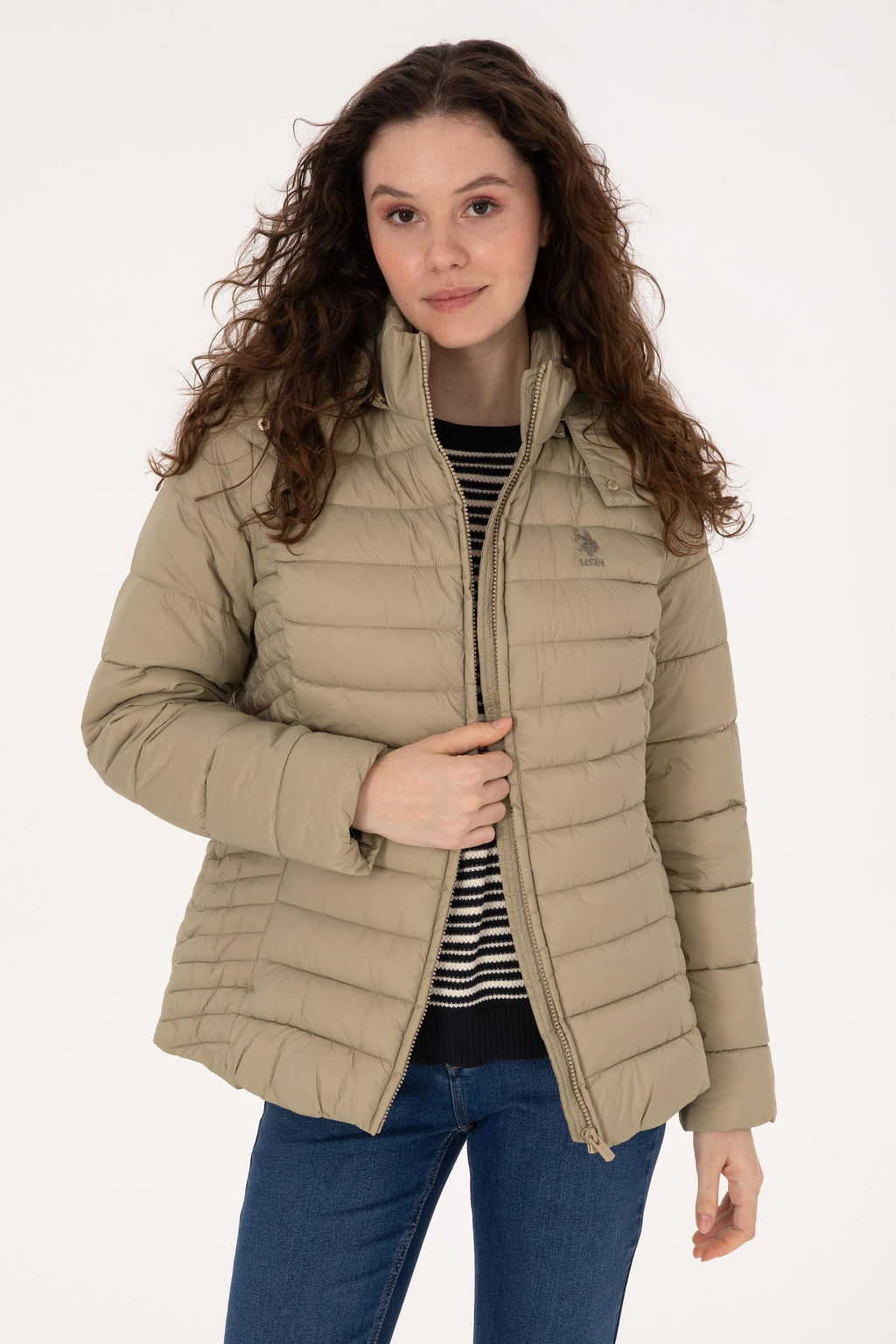 Kad_n A__k Haki Mont