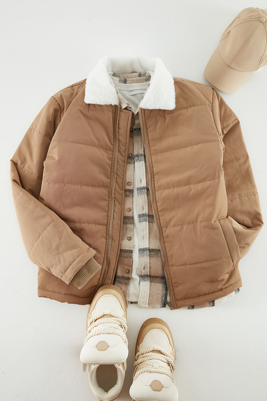 Vizon Regular Fit Yaka Ici Polar Astarl? Kal?n K?sl?k Mont TMNAW24MO00001