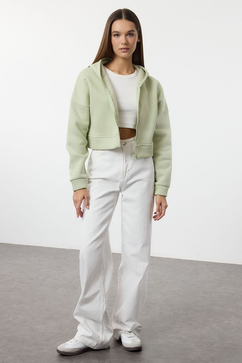 Mint Fermuarl? Kapusonlu Rahat Kesim Crop Kal?n Ici Polarl? Orme Sweatshirt TWOAW20SW0660