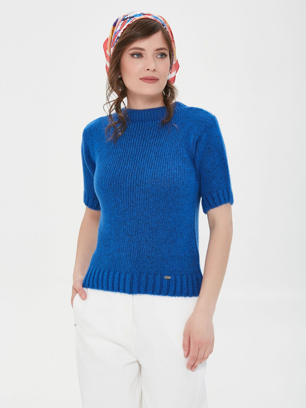 Джемпер вязаный