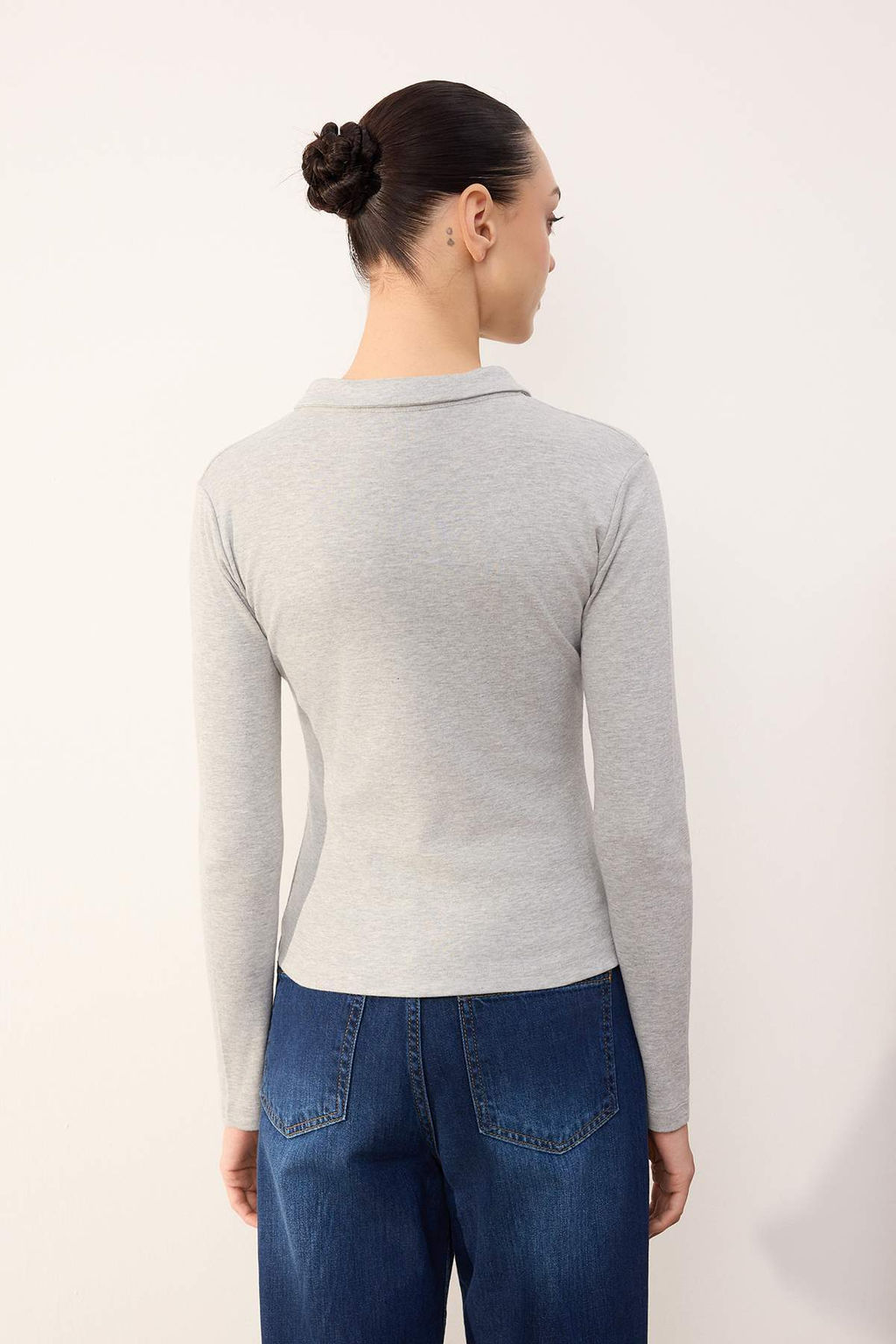 Gri Melanj Fitted/Vucuda Oturan Polo Yaka Dugmeli Pamuk Ribana Orme Bluz TWOSS26BZ00066 - Trendyolmilla фото 8