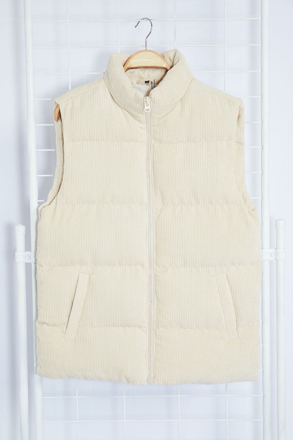 Trendyolmilla Man Siyah Erkek Regular Fit K?sl?k Kadife Yelek TMNAW23YE00013  фото 15