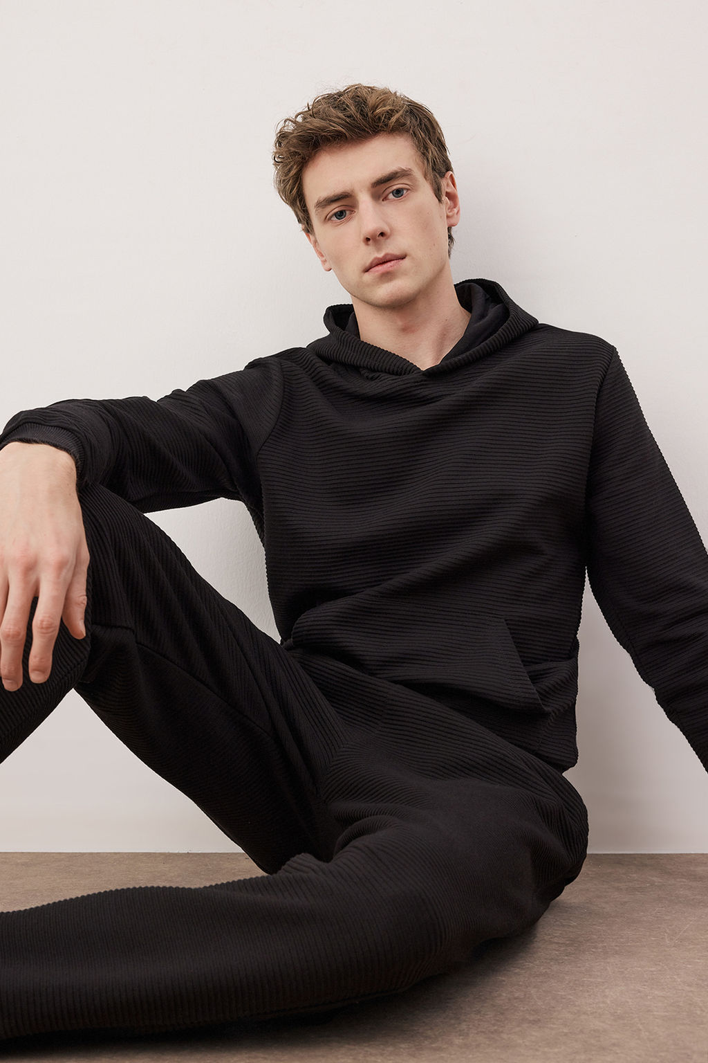 Lacivert Regular/Normal Kesim Kapusonlu Dokulu Sweatshirt TMNAW26SW00068 - Trendyolmilla фото 15