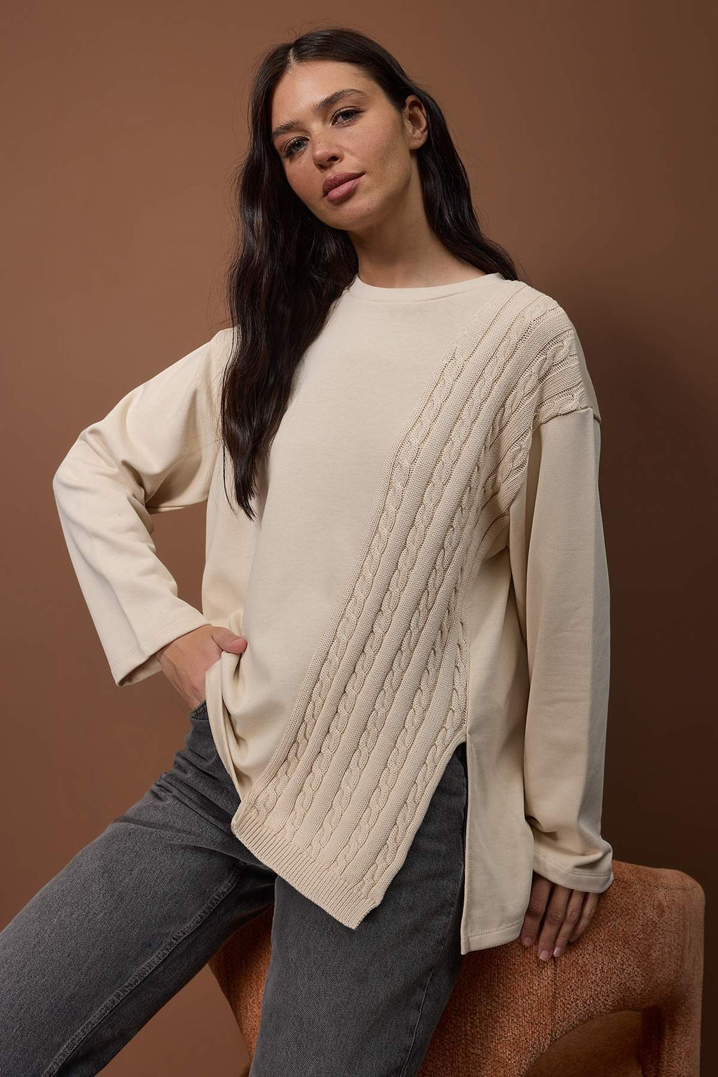 Tas Triko Detayl? Bisiklet Yaka Relaxed Orme Sweatshirt TWOAW26SW00076