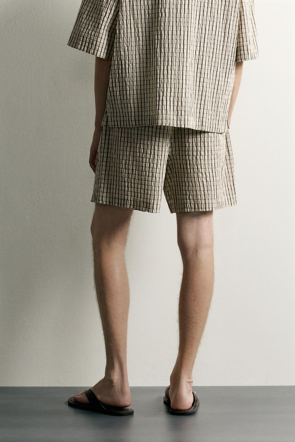 BERMUDA RELAXED FIT CUADROS / Beige claro - Zara фото 3