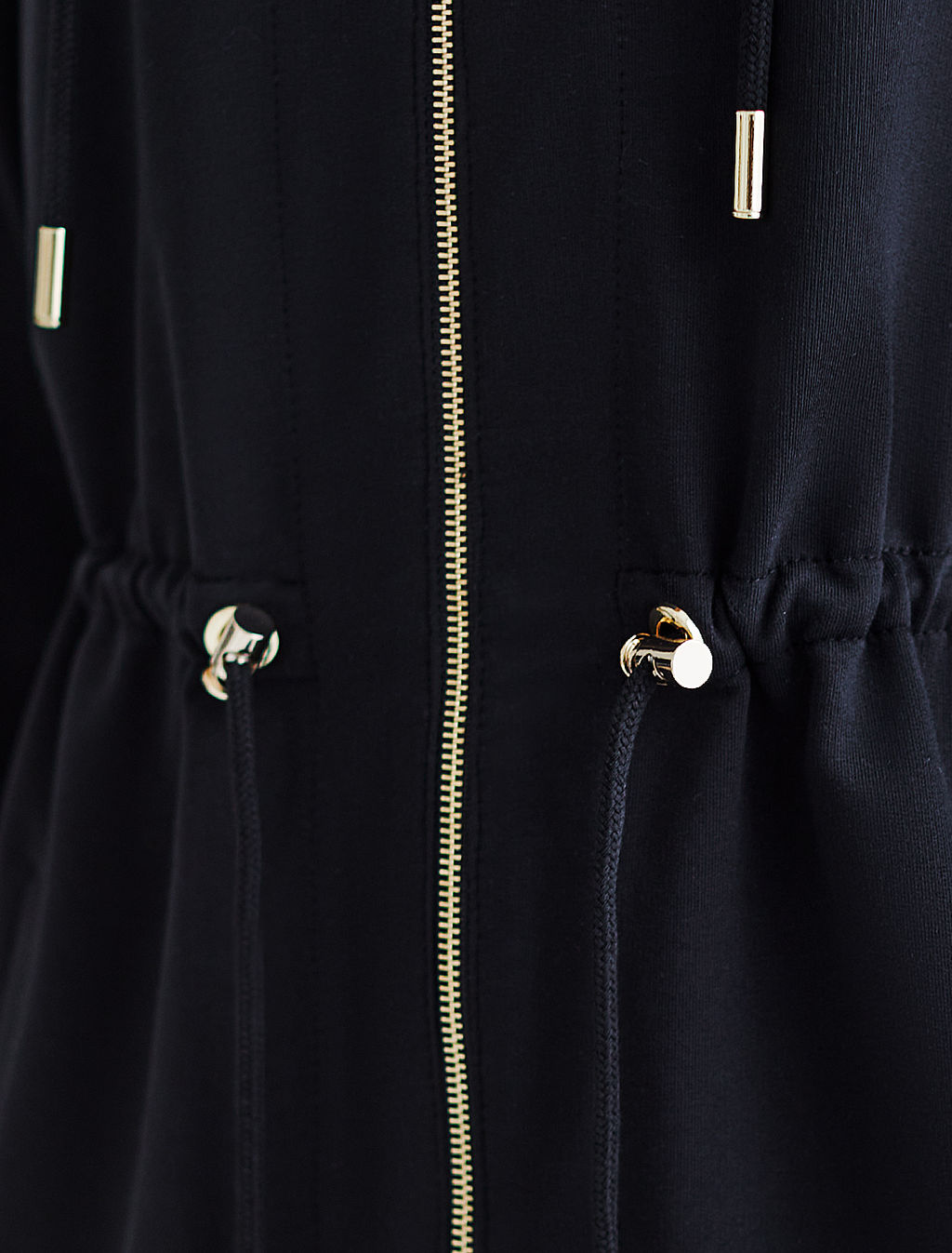 VILATTE / Парка с золотистой фурнитурой из эластичного футера двухнитки  фото 2