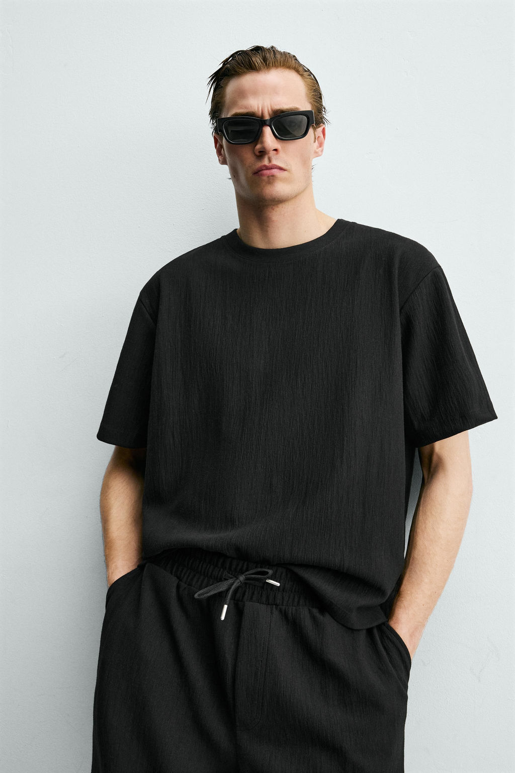 CAMISETA RELAXED FIT ESTRUCTURA / Negro - Zara фото 13
