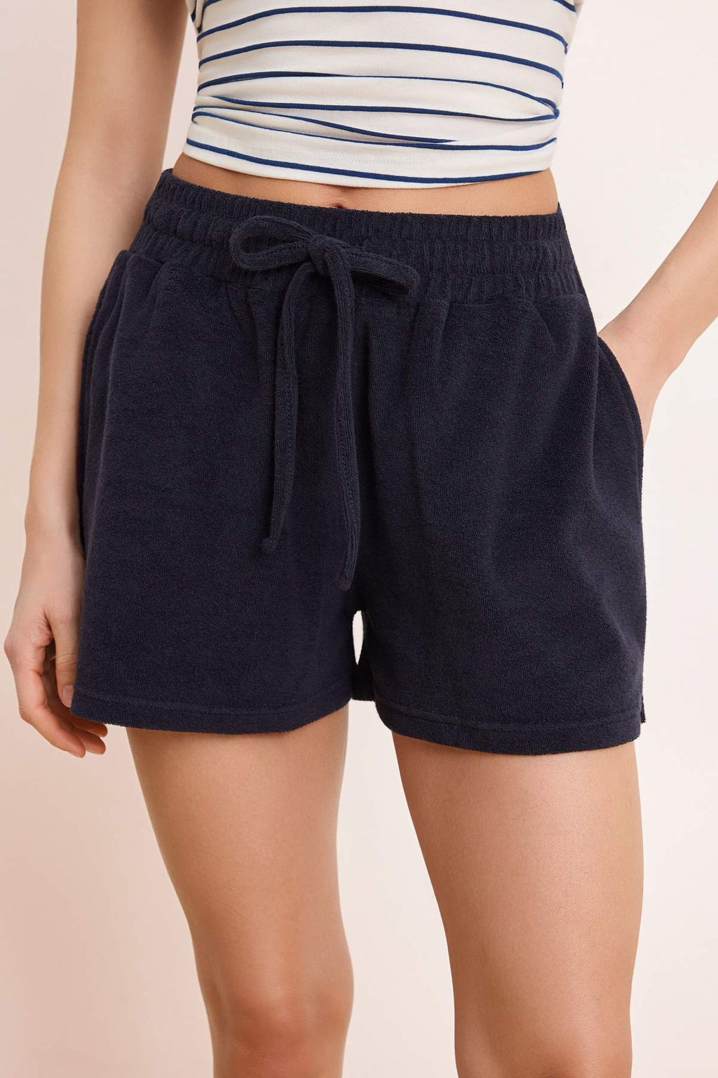 Lacivert Regular Lastikli Boru Paca K?sa Havlu Orme Sort & Bermuda TWOSS26SR00051 - Trendyolmilla фото 3