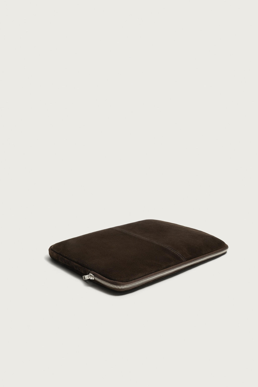 FUNDA ORDENADOR PIEL / Marr?n - Zara фото 2