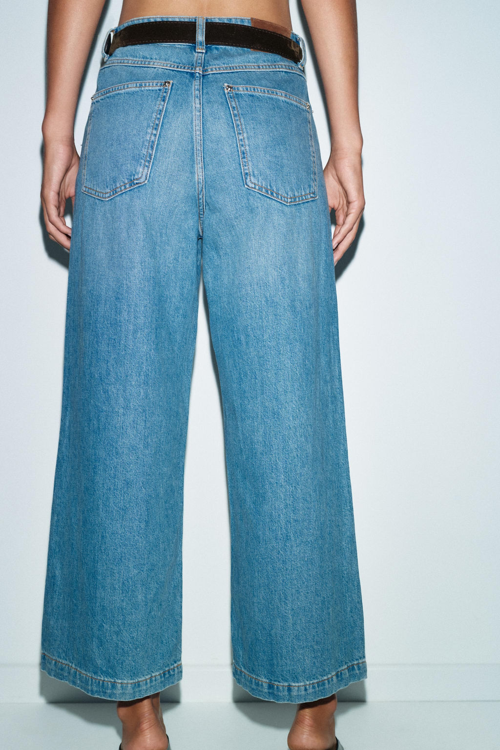 Z.08 BELTED WIDE-LEG CROPPED JEANS - Zara фото 22