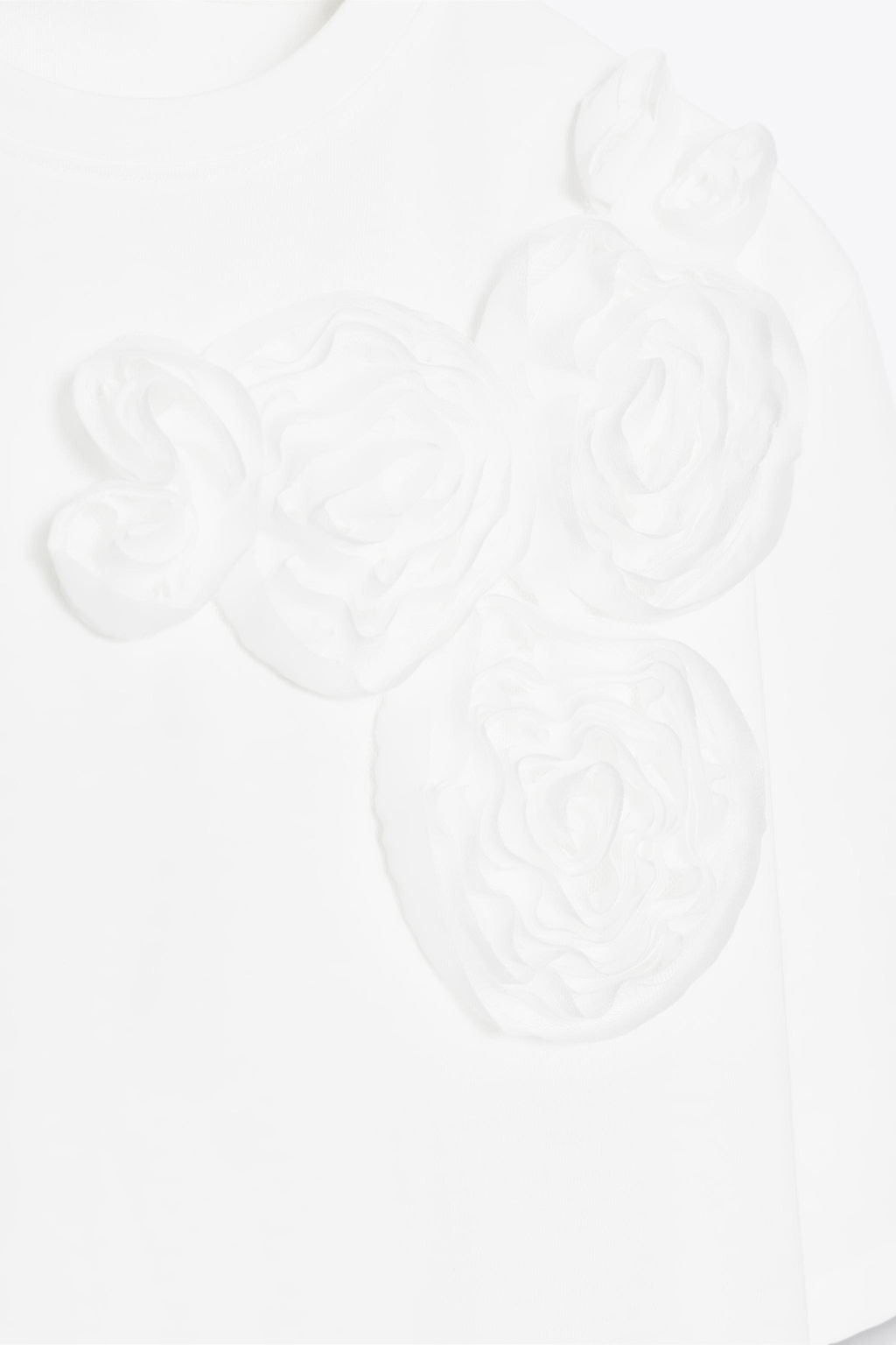 3D FLOWER T-SHIRT