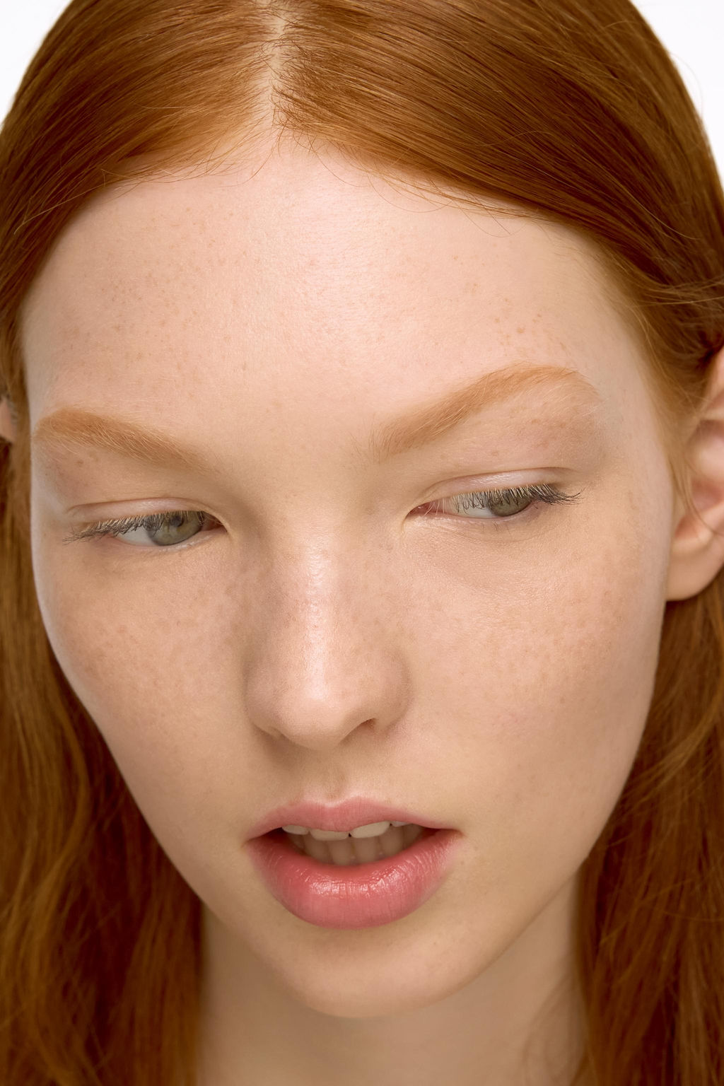 TINTED MOISTURISER WITH SPF 50 - Zara фото 4