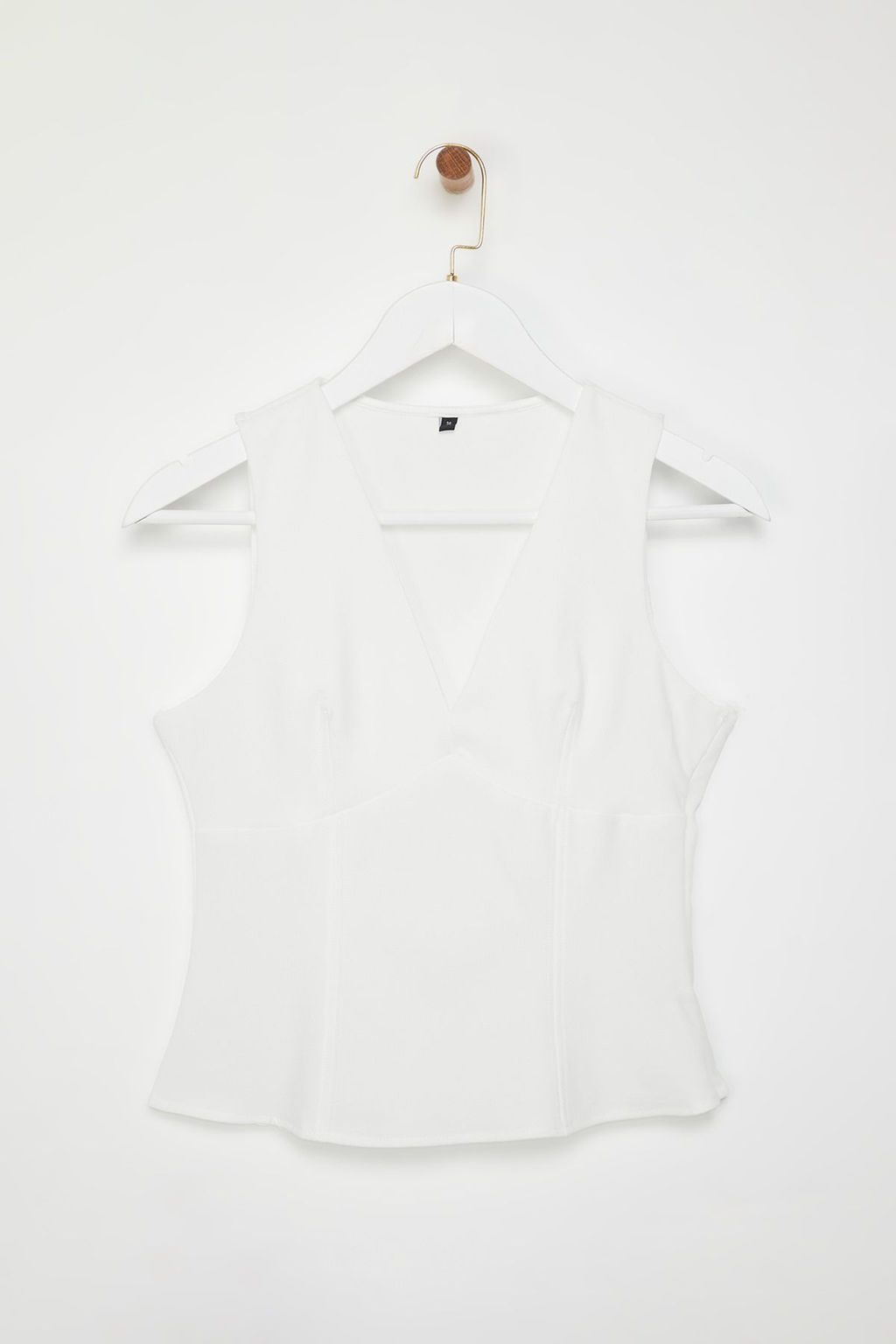 Ekru V Yaka Slim Fit Dokuma Bluz TWOSS25BZ00055