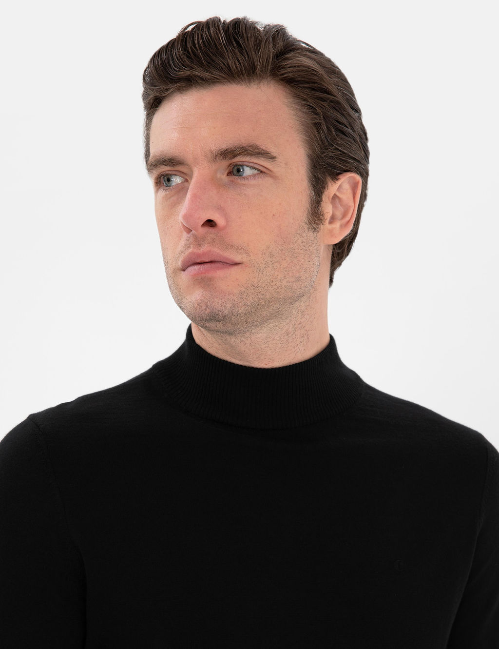 Черный стройный подходит базовый казах - Cacharel фото 2