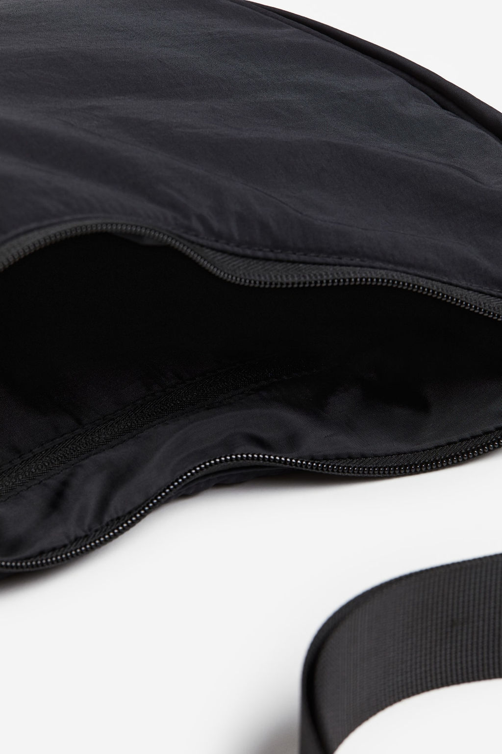 Bolso cruzado de nailon - H&m фото 2