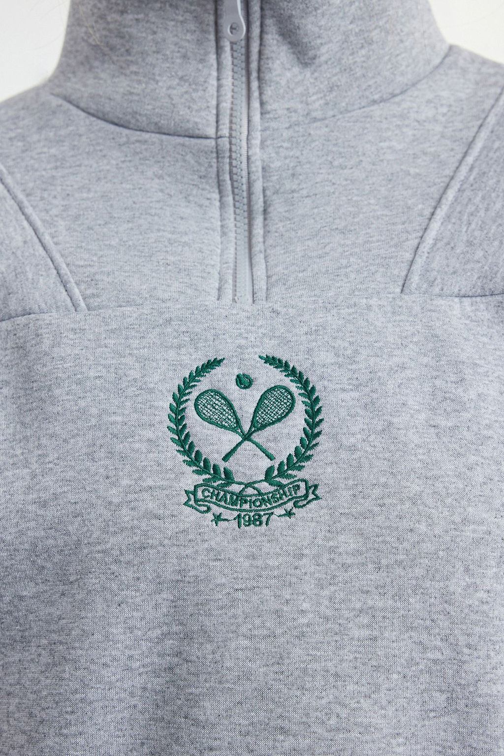 TRENDYOLMILLA Gri Melanj Nak?sl? Regular Kal?p Kal?n Ici Polarl? Fermuarl? Yaka Orme Sweatshirt TWOAW25SW00125  фото 4