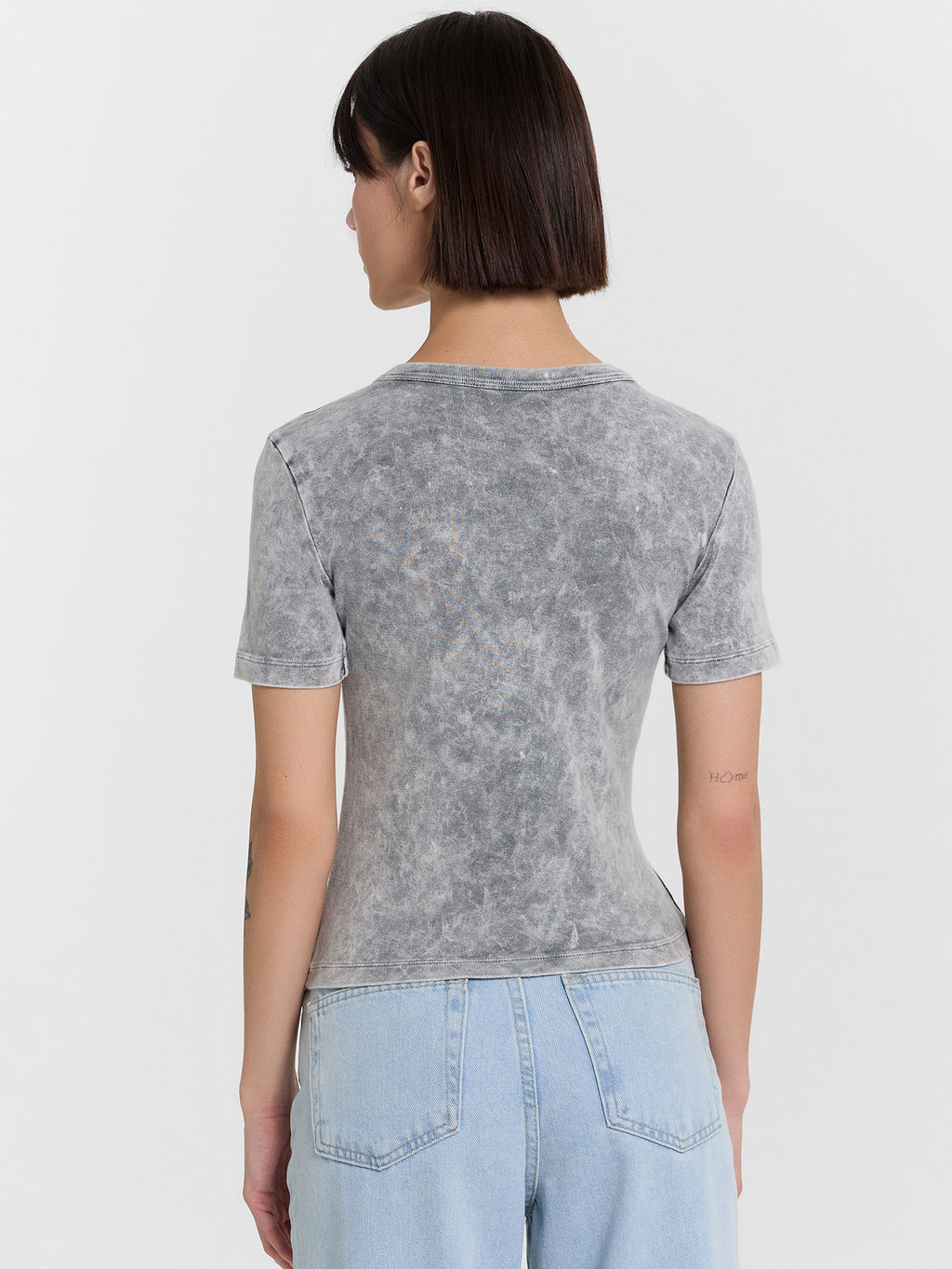 Футболка женская ACID WASH на черном 112560 - Mark formelle фото 4